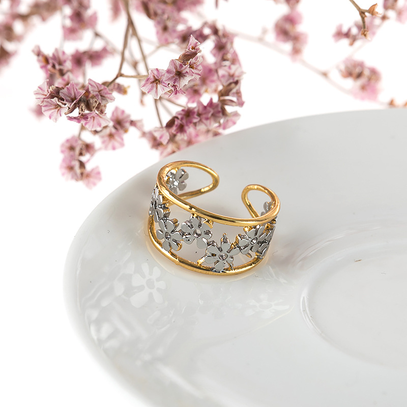 Indie – Irregular Hollow Daisy Ring