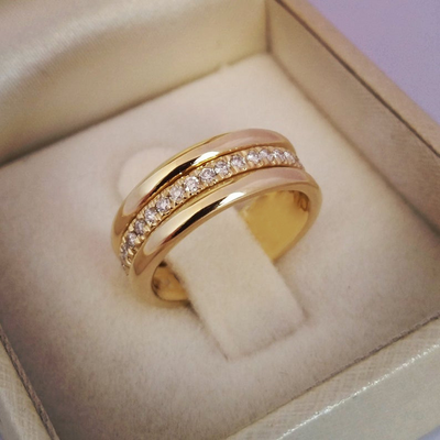 Marlowe – Elegant Double Zirconia Inlaid Ring