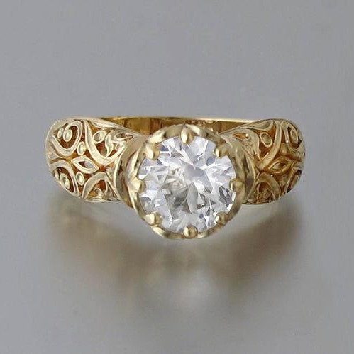 Joanna – Elegant White Zirconia Ring