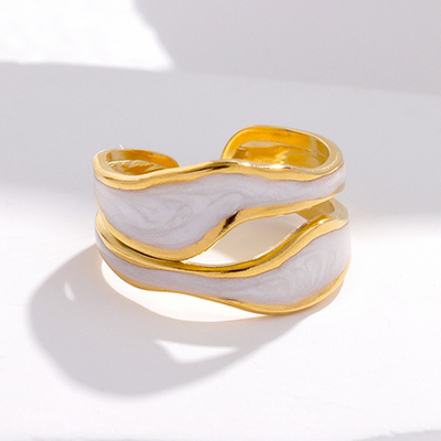 Chandler - Vintage White Gold Ring