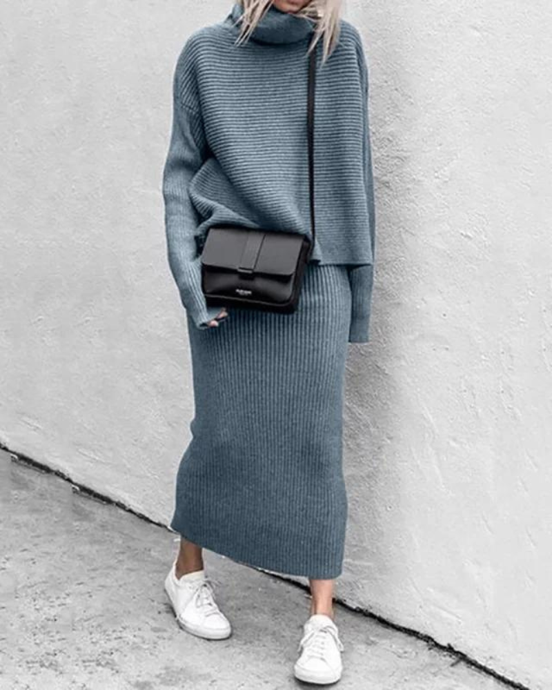 Luana - High Collar Two-piece Set