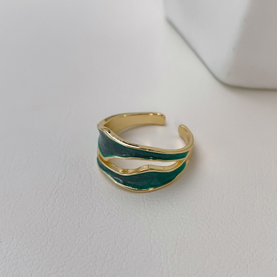 Chandler - Vintage White Gold Ring