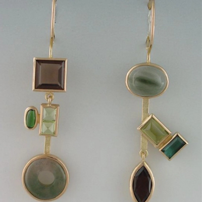 Amy – Vintage Green Dangling Earrings