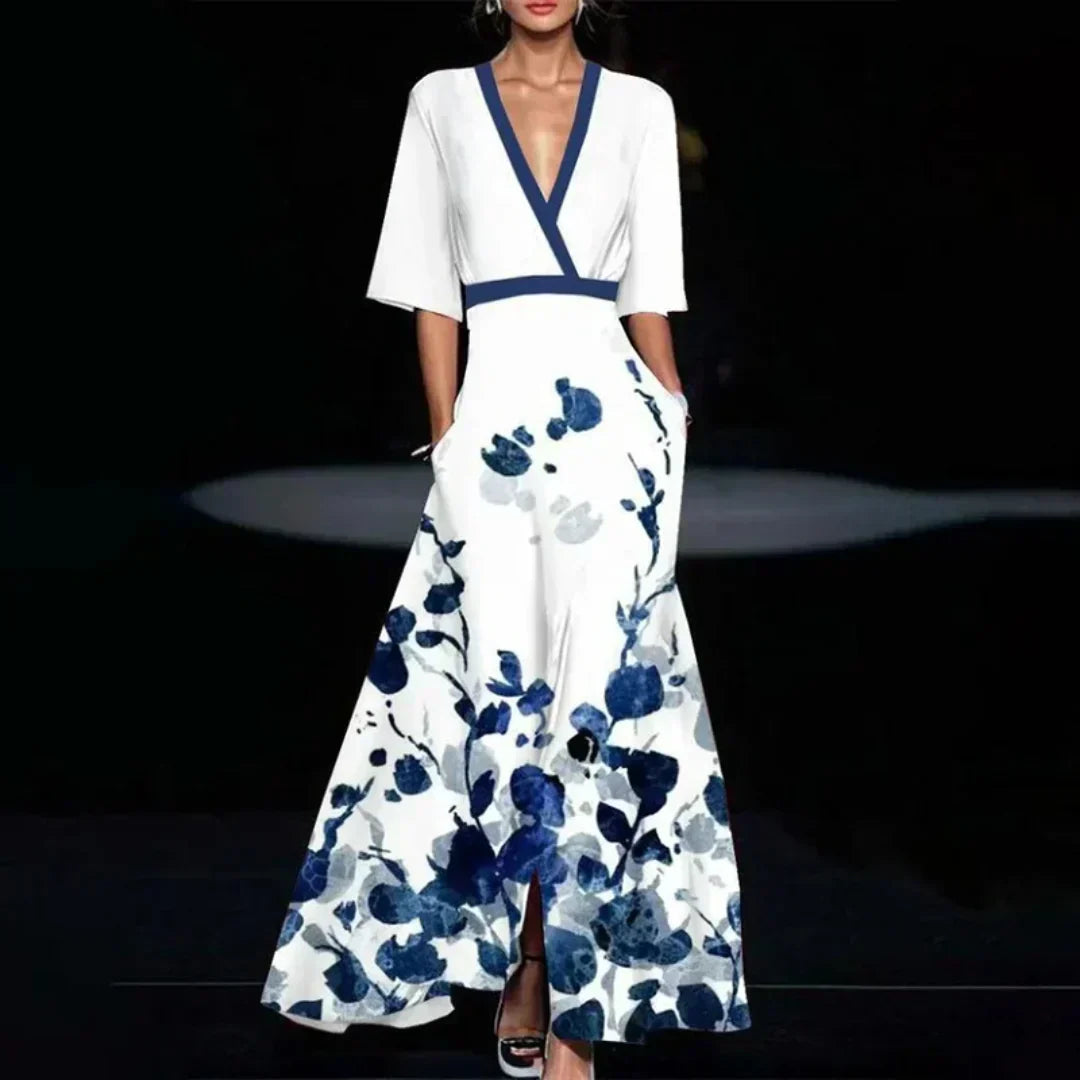 Jamie - Chic Maxi Dress with Floral Design
